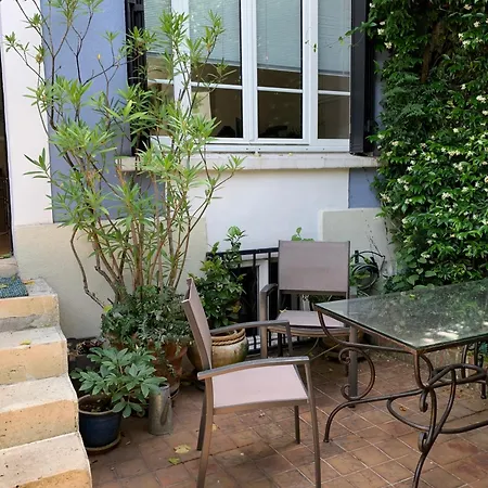Hotel Escapade A - Maison De Charme - 5 Voyageurs 4*